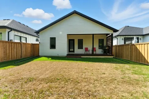 7 Macneil Court E Bayham ON N0J 1T0