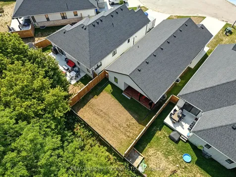 7 Macneil Court E Bayham ON N0J 1T0