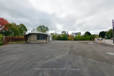 208 Ridge Road N Fort Erie ON L0S 1N0