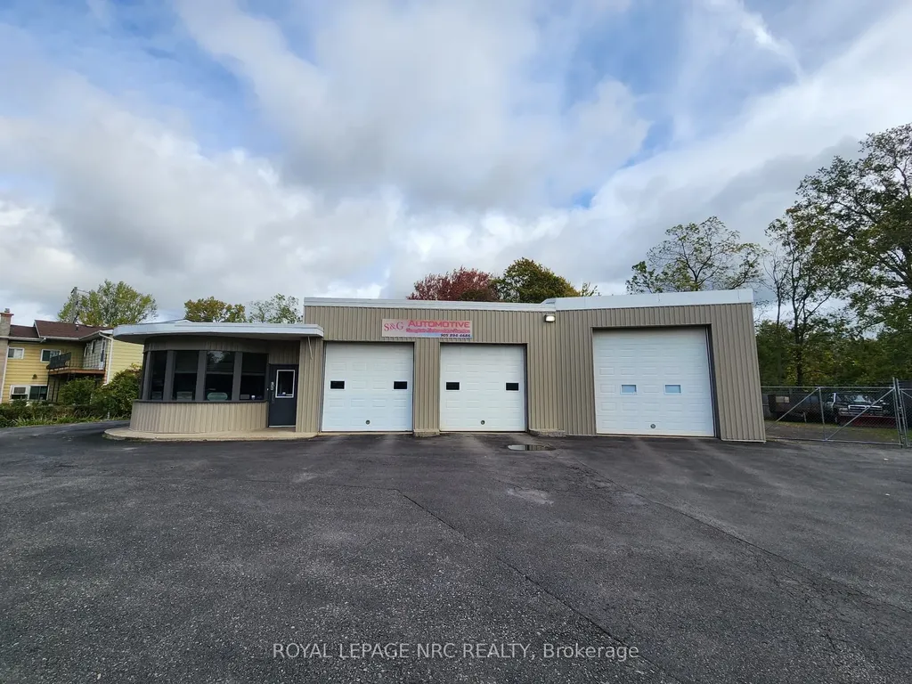 208 Ridge Road N Fort Erie ON L0S 1N0