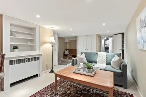 229 Fraserburg Road Bracebridge ON P1L 0G9