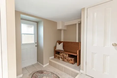 229 Fraserburg Road Bracebridge ON P1L 0G9