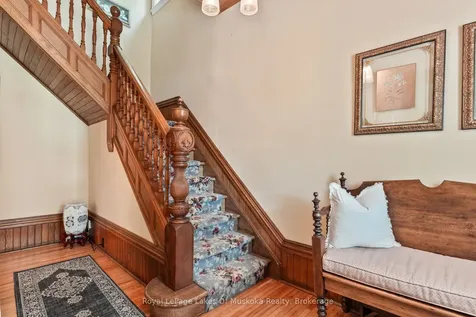 229 Fraserburg Road Bracebridge ON P1L 0G9