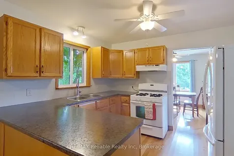 25 Jordan Drive North Huron ON N0G 1E0