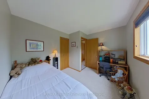 25 Jordan Drive North Huron ON N0G 1E0