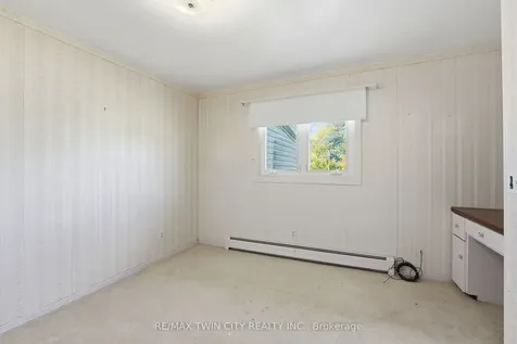 42 Jerseyville Road Brantford ON N3T 5M1