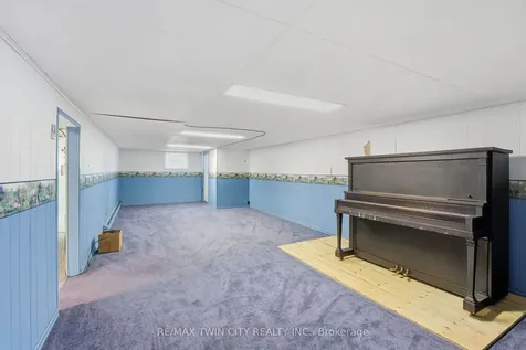 42 Jerseyville Road Brantford ON N3T 5M1