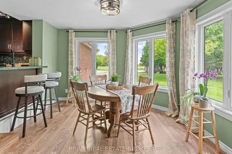 3304 Cromarty Drive Thames Centre ON N0L 2B0