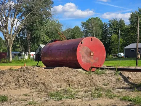 29771 Zone Road Chatham-kent ON N0P 1C0
