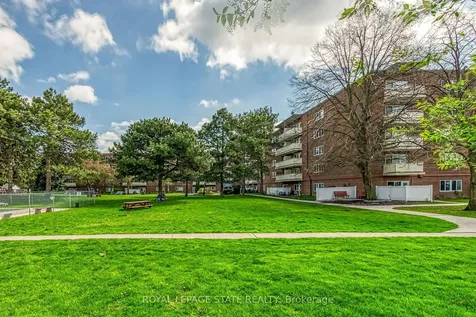 198 Scott Street St. Catharines ON L2N 5T3