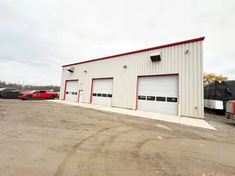 8230 Oakwood Drive Niagara Falls ON L2E 6S5