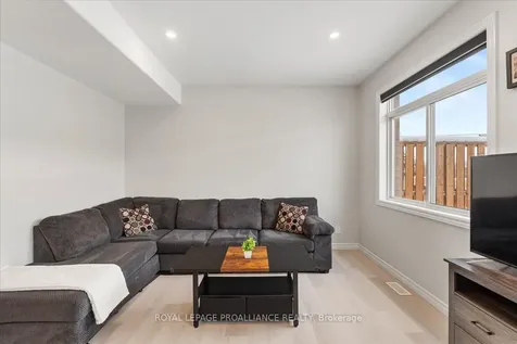 18 Miramichi Street Belleville ON K8N 0T3