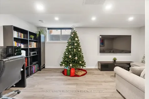 18 Miramichi Street Belleville ON K8N 0T3