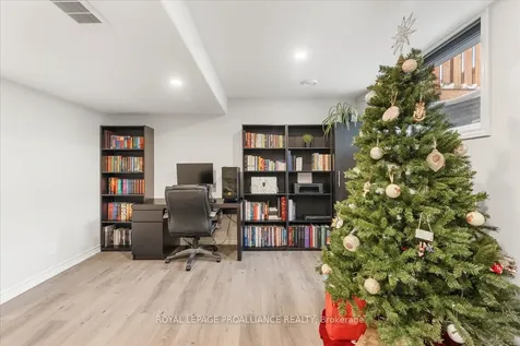 18 Miramichi Street Belleville ON K8N 0T3