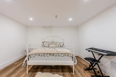 23 West Hampton Road St. Catharines ON L2T 3E6
