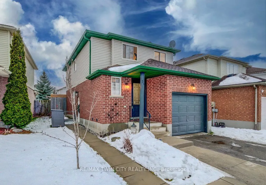 33 Orchid Crescent Waterloo ON N2E 3N3