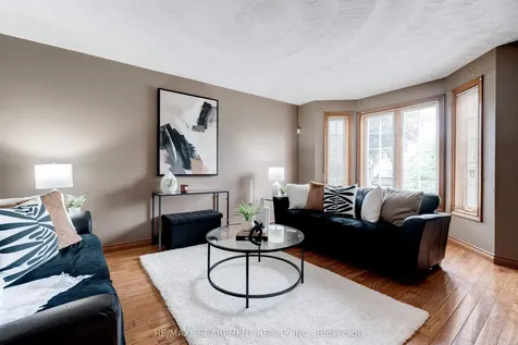 9 Sugarberry Court Hamilton ON L8E 5E6