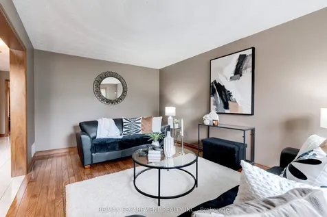 9 Sugarberry Court Hamilton ON L8E 5E6