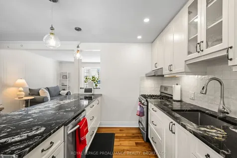 35 Montgomery Boulevard Kingston ON K7M 3N7