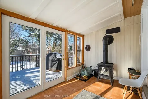 35 Montgomery Boulevard Kingston ON K7M 3N7
