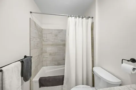 35 Montgomery Boulevard Kingston ON K7M 3N7