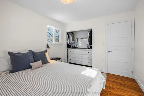 35 Montgomery Boulevard Kingston ON K7M 3N7