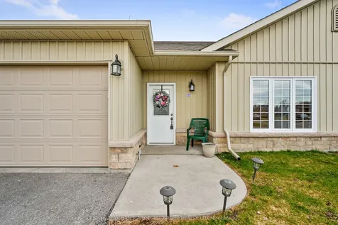 17 George Court Cramahe ON K0K 1S0