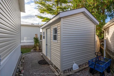41 Cedarbush Crescent Puslinch ON N0B 2J0