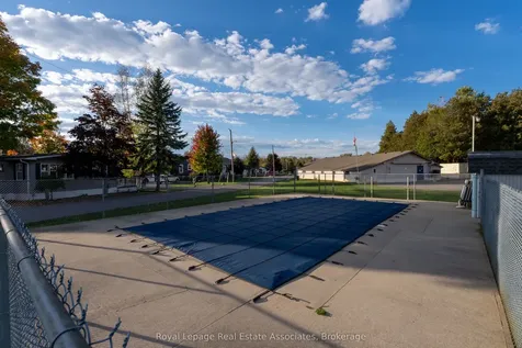 41 Cedarbush Crescent Puslinch ON N0B 2J0