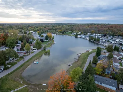 41 Cedarbush Crescent Puslinch ON N0B 2J0