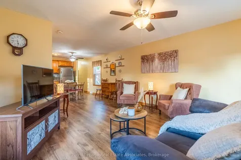 41 Cedarbush Crescent Puslinch ON N0B 2J0