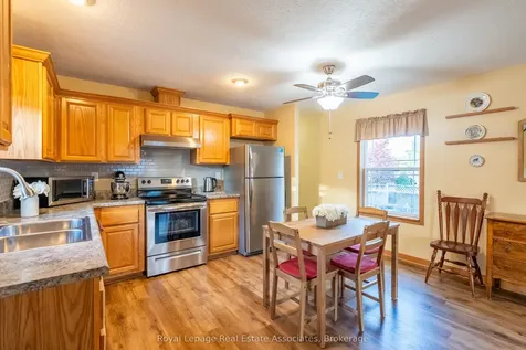41 Cedarbush Crescent Puslinch ON N0B 2J0