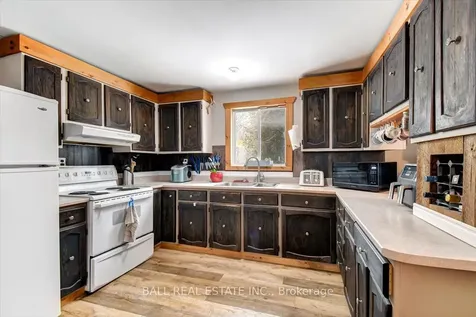 7 Upper Turriff Road Bancroft ON K0L 2L0