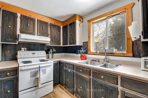 7 Upper Turriff Road Bancroft ON K0L 2L0