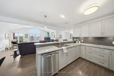 215 Dunchurch Estates Road Whitestone ON P0G 1G0
