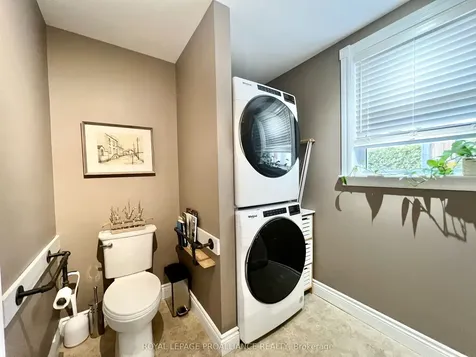 212 Foster Avenue Belleville ON K8N 3R2