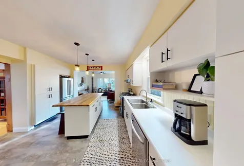 212 Foster Avenue Belleville ON K8N 3R2