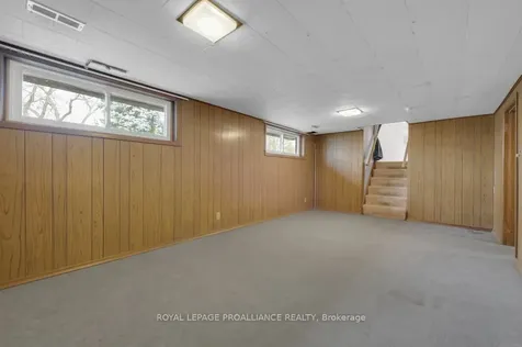 48 Janlyn Crescent Belleville ON K8N 1L2