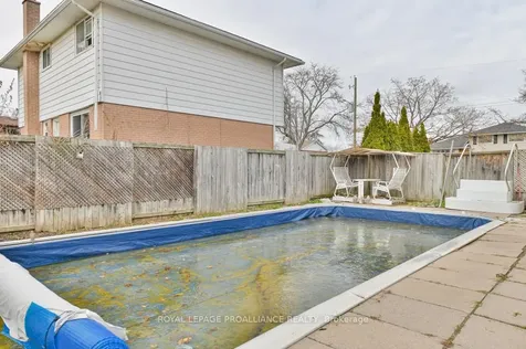 48 Janlyn Crescent Belleville ON K8N 1L2