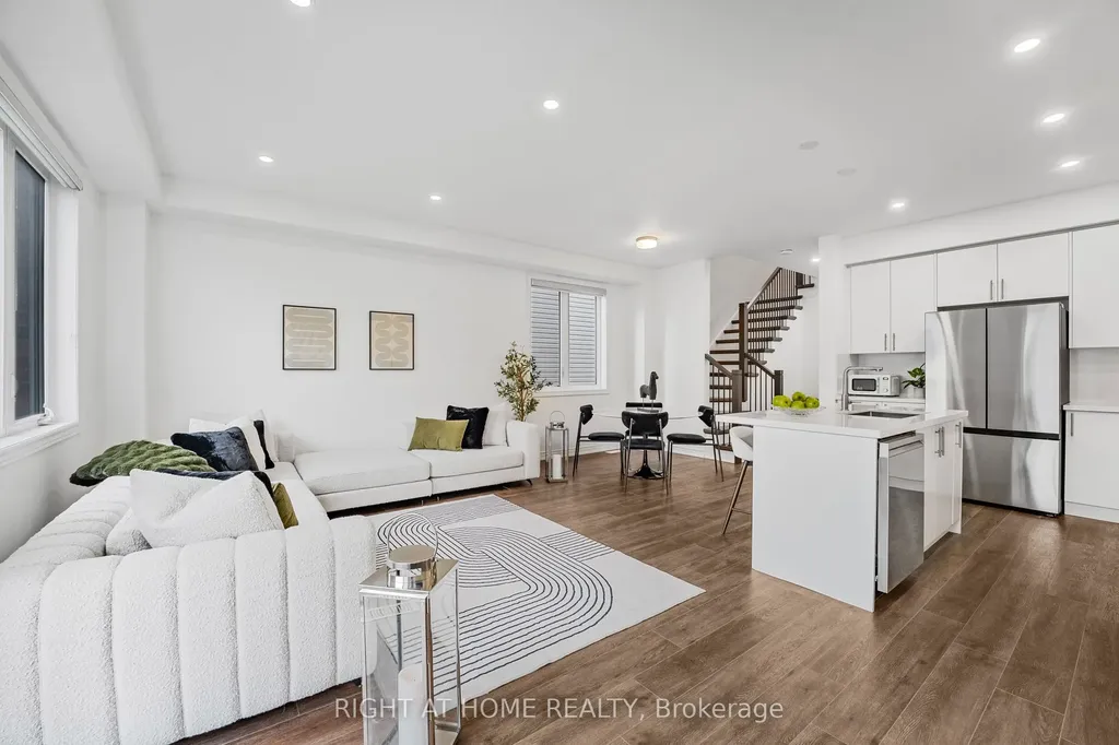 39 Edminston Drive Centre Wellington ON N1M 0J1