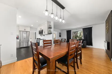 206 Elmwood Drive Belleville ON K8N 4Z4