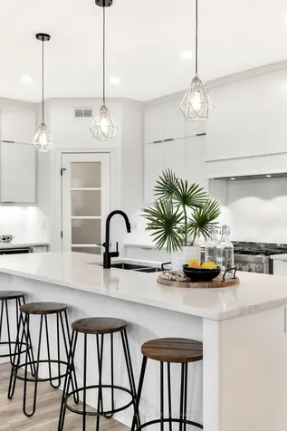 18 Raycroft Drive Belleville ON K8N 0R4