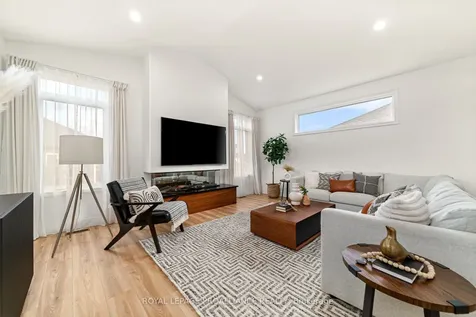 18 Raycroft Drive Belleville ON K8N 0R4