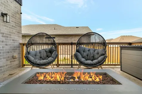 18 Raycroft Drive Belleville ON K8N 0R4