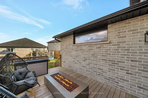 18 Raycroft Drive Belleville ON K8N 0R4