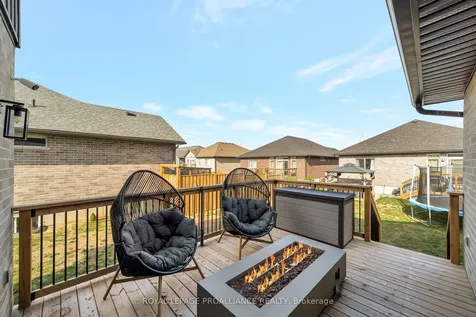 18 Raycroft Drive Belleville ON K8N 0R4