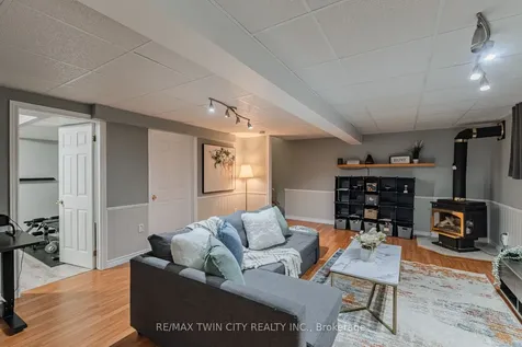 13 Dundas Street W Brant ON N3L 1E9