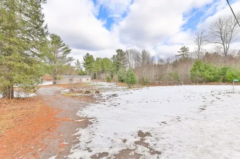 139 Glastonbury Road Addington Highlands ON K0H 2G0