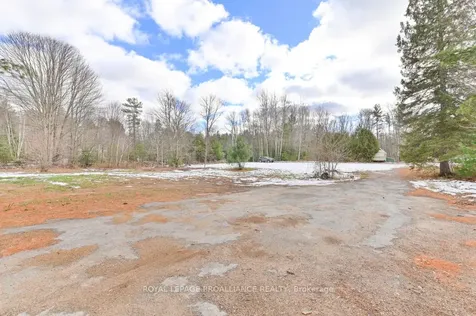 139 Glastonbury Road Addington Highlands ON K0H 2G0