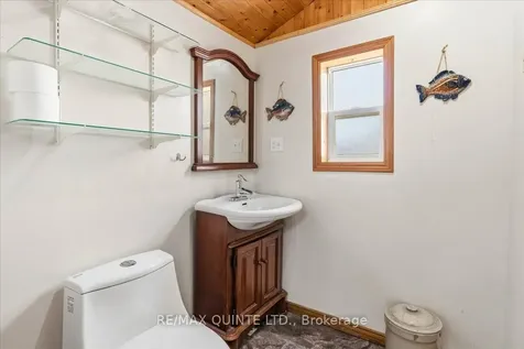 15 Gordon Street Belleville ON K8P 3E4